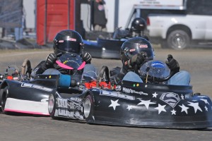 Super Heavy #88-Mike Stratton leads #19 Nicholas Brobst (Photo: Bruce C. Walls/Action Sports Photos)