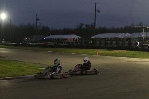 Shannon taking on turn one under night conditions (Photo: Perry Herndon)